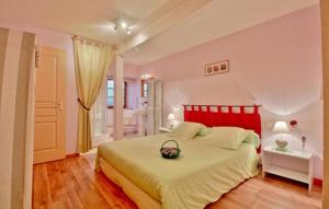 B&B / Chambres d'hotes La Condorinette : Chambre Double