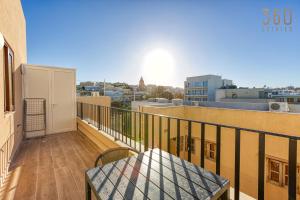 Bright 2BR home with private terrace in St Julians by 360 Estates