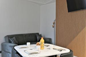 Modern apartment Paris Moulin Rouge