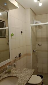 Prédio Frente Mar com Apartamento Canas