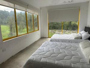 Alojamiento con vista al río y paisajes hermosos