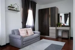 บ้านชลดา - Ban Saia