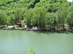 Riverside Cabin