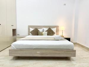Central Adress AD25