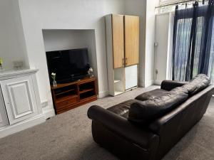 Double-Bedroom in the Heart of Salford Manchester GCSW4 Perfect for Short Stays