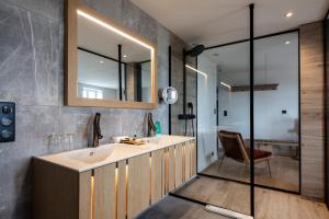 Hotels Hotel & Restaurant Origines par Adrien Descouls - Teritoria : photos des chambres