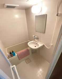 #3 新宿まで2分! 清潔で安全な部屋! WiFi無料!