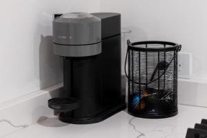 Delightful Apt in the Heart of Dupont