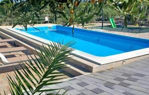 1 Bedroom Nice Apartment In Jezera