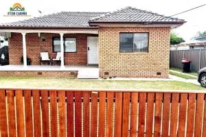 Spacious House - Sleeps 8 - Penrith