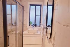 Spacious House - Sleeps 8