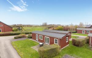 3 Bedroom Lovely Home In Wagenborgen