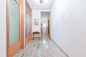 QUEEN HOME Gabrielle