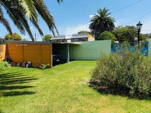 Casa de Piedra - a 2 cuadras del mar - solo familias