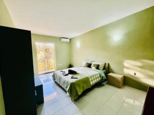 Budget friendly 2 bedroom apartment in the heart of St Julians, Paceville