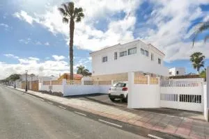 Residencia Lena - Corralejo