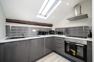 Attico Apartment Sleeping 6 Guests