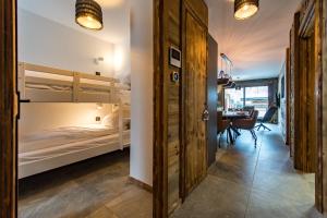 Appartements Appartement neuf traversant avec une grande terrasse au coeur du village - 6 personnes : photos des chambres
