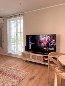 Apartment mit Mainblick 15 Min vom FFM-Airport