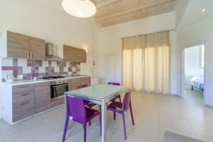 Talete, appartamento in centro a 40 mt dalla spiaggia - Pomelia