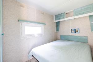 Campings L-heberge du lac d-Isachris mh3 : photos des chambres
