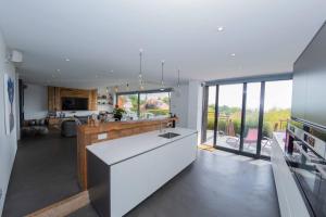 Escape To Coastal Bliss - Sea Views