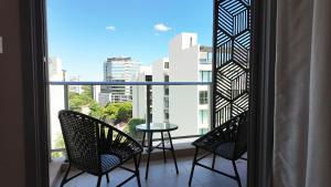 HOUZE - Stay & Residences by AVA