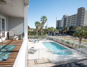 A Walk to Downtown - 3hvězdičkové hotely ve městě Folly Beach