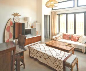 Maisons de vacances Maison spacieuse a Soulac-sur-Mer avec jardin : photos des chambres