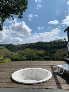 Casa de Vidro com hidromassagem, lareira, cavalo, trilha, piscina - 卡洛斯-巴尔博萨