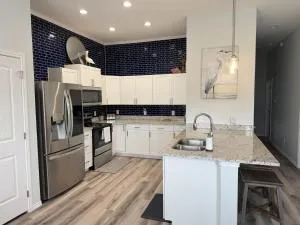 Pelicans Perch - Palm Harbor