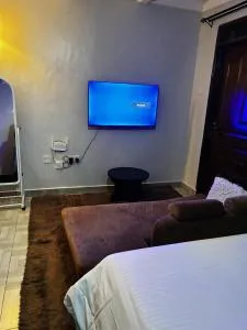 Tulivu Apartment - Kanyongon