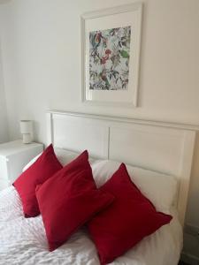 Glenbervie - Beautifully refurbished, self-contained apartment