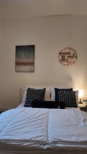 Luxury Sleep 8 in Camden London WR203