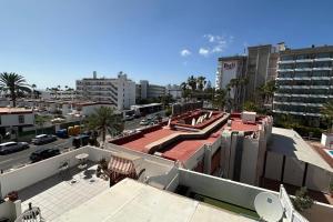 Modernes Apartment mit 1 Schlafzimmer und Balkon im Herzen von Playa del Inglés, Gran Canaria