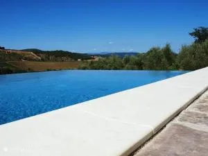 Villa W Infinty Pool Villa in the Heart of Chianti - 奎尔斯格罗萨