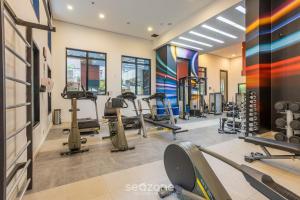 Studio moderno a 300m do metrô Moema SQC0810