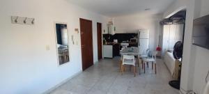 Monoambiente super cómodo y cerca de todo