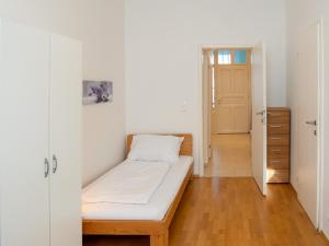 Apartment (2 Adults) room in Appartements CHE