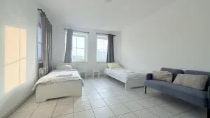 Zentrale Monteur & Businesswohnung in Heide mit WLAN, Küche & Parkplatz - Hemmingstedt