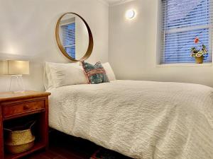 Heart of Mount Pleasant - with parking