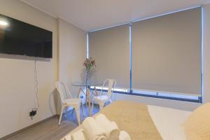 Experience the best in this modern Studio