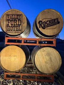 Valley Ford Hotel - Occidental