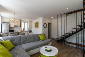 Deluxe apartment Dobrila