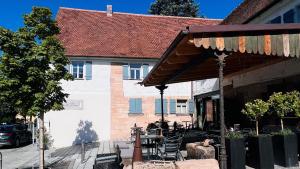 Genusspur - Schiefer Salon