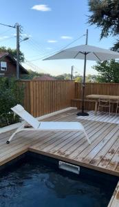 Villa avec piscine privée au calme