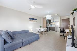 Bright & Modern Apartment in Palm Mar with Terrace AC and Swimming pool