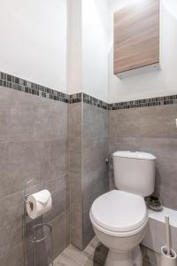 Appartements Magnifique appartement 2 personnes au coeur de Menton, Climatise et Proche Gares routiere et SNCF, Totalement equipe : photos des chambres