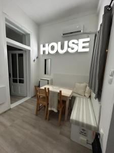 Nina Center Apartment