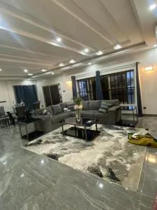 AMINA Guest House - Baguida